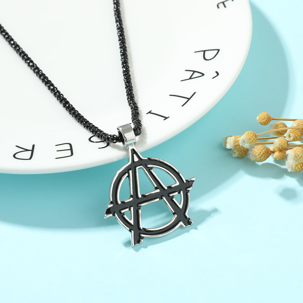 Men Accessories Jewelry - Collier avec logo de l'initiale A