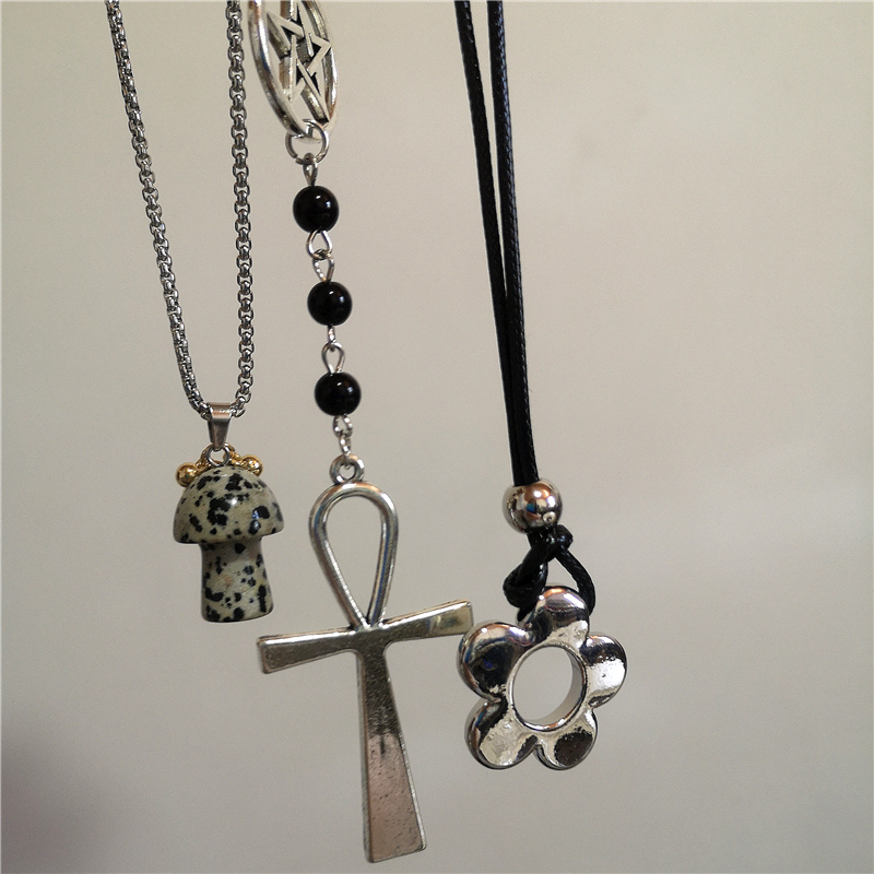 Collier gothique Punk en pierr - Men'S Accessories In The 90S avis et prix