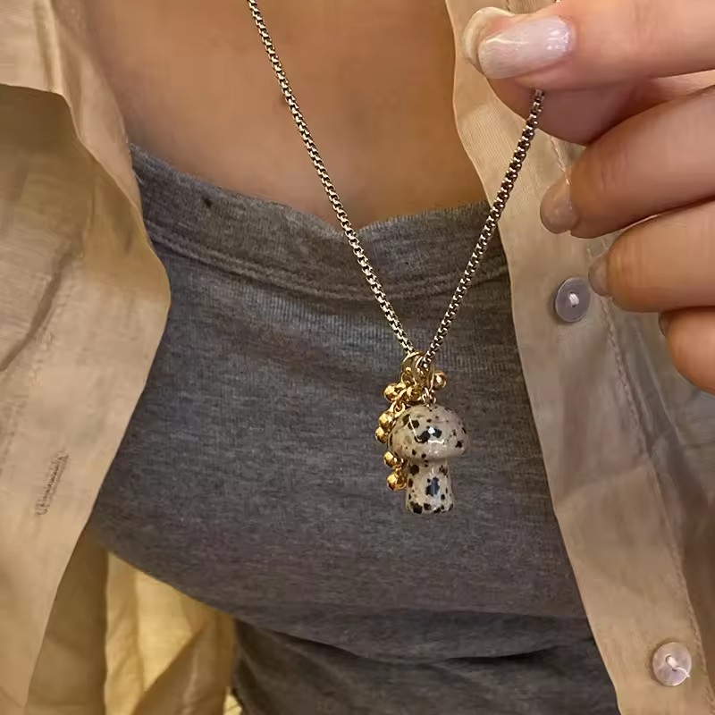 Collier gothique Punk en pierr - Men'S Accessories In The 90S avis et prix