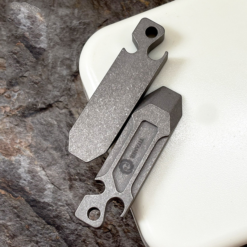 Outil multifonctionnel portabl - Keychain Multi Tool avis et prix