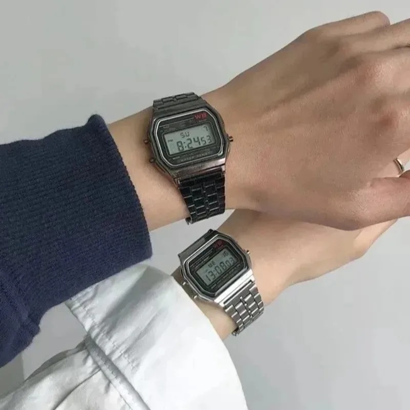 Montres de luxe F91W à bracele - Men'S Accessories Display avis et prix