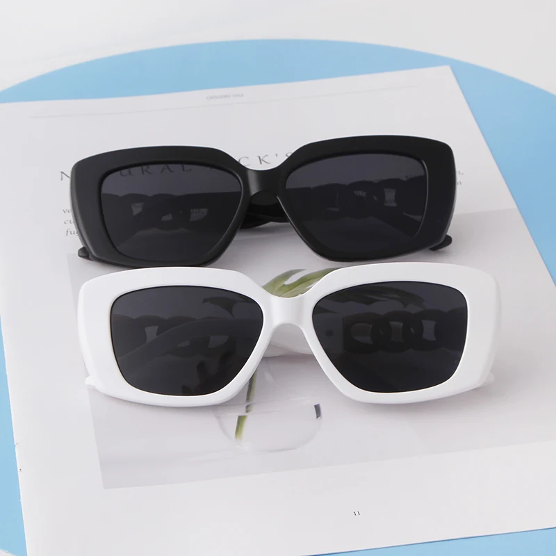 Lunettes de soleil carrées ajo - Men'S Accessories In The 90S avis et prix