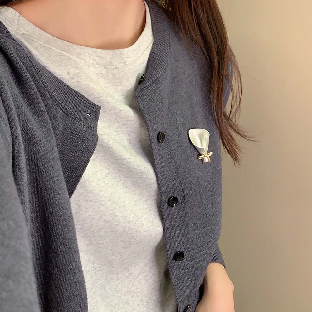 Broche vintage à fleurs inséra - Men Accessories Bouquet avis et prix
